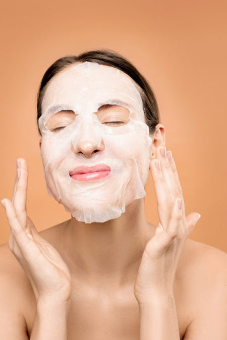 نگهداری از پوست حساس با استفاده از ماسک صوزت