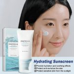 کرم ضد آفتاب سنتلا SKIN 1004 هیالو سیکا با SPF 50 حجم 50 میلی لیتر