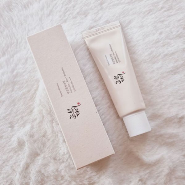 کرم ضدآفتاب بی رنگ برنج و پروبیوتیک SPF 50 بیوتی آف جوسان